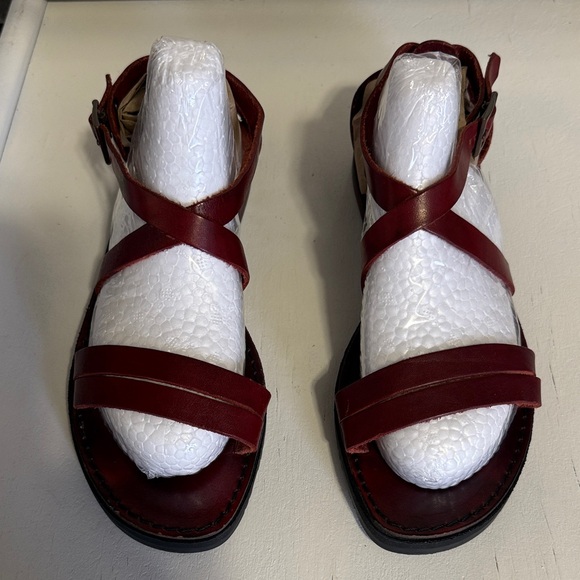 G.H. Bass & Co. Shoes - G.H. Bass & Co. Women's Burgundy Leather Strappy Sandals